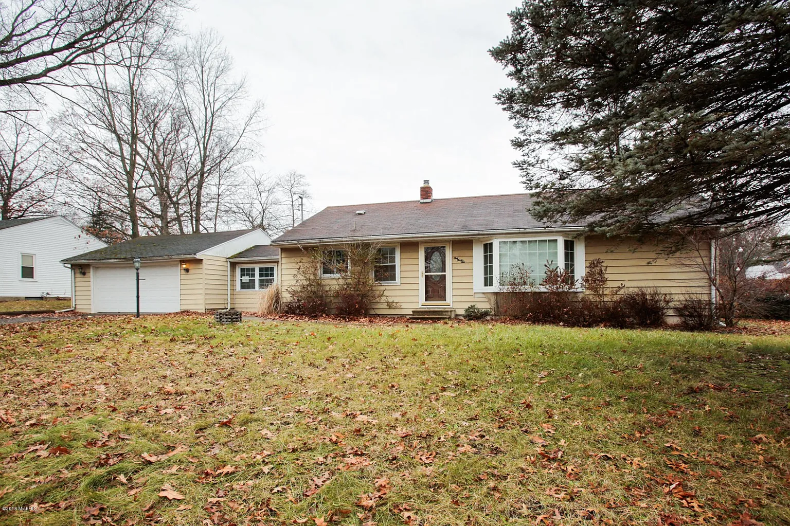 146 Pawnee St photo 1