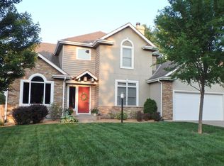 3510 SW Westport Ct, Topeka, KS 66614