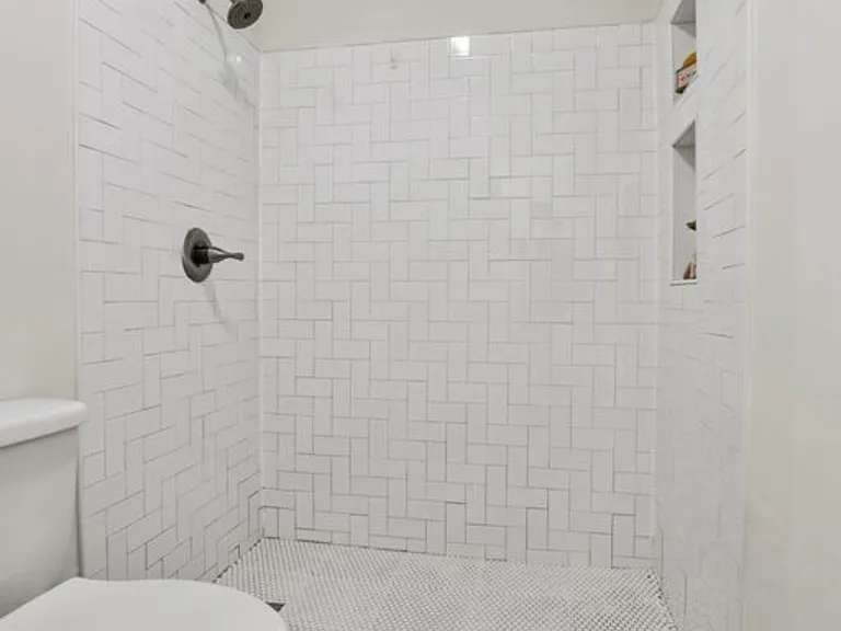 1106 Scott King Rd — Photo 19