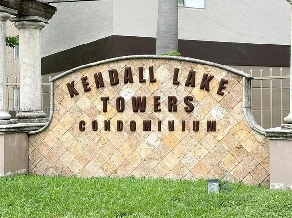 15221 SW 80th St APT 514, Miami, FL 33193