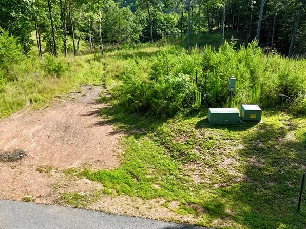 90 River Walk The Hiwassee, Murphy, NC 28906