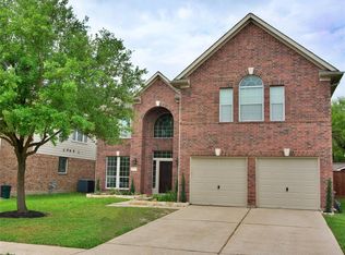 10423 Tree Hollow Cir, La Porte, TX 77571