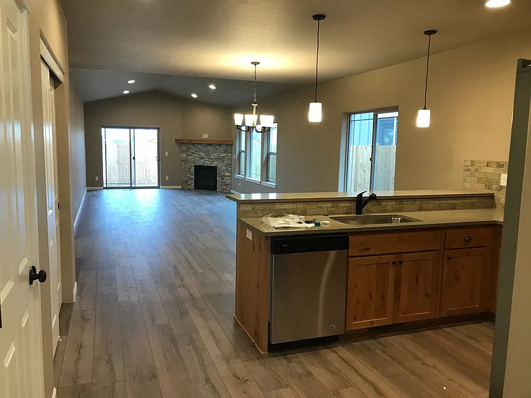 3077 NW Boxelder Ave — Photo 10