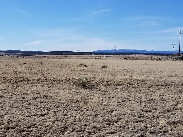 20 Broadmoor Rd, Moriarty, NM 87035