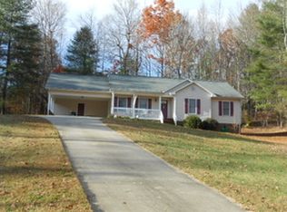 809 Severt Cir, Lenoir, NC 28645