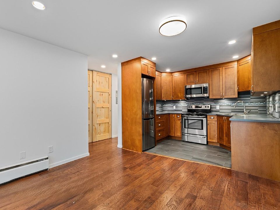 1st image of 2033 W 7th Ave #303