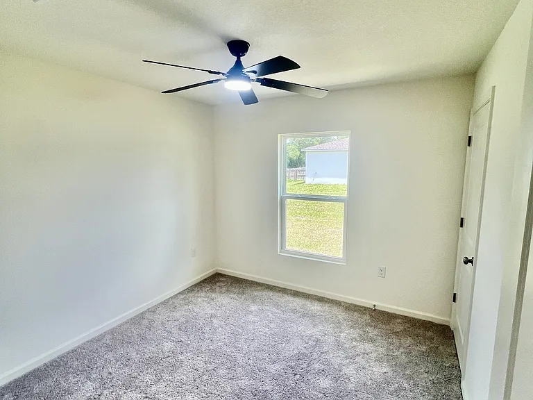 14241 SW 34th Terrace Rd — Photo 6