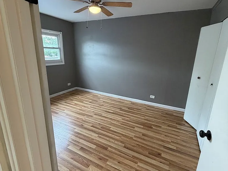 1305 Kingsbury Dr #E — Photo 5