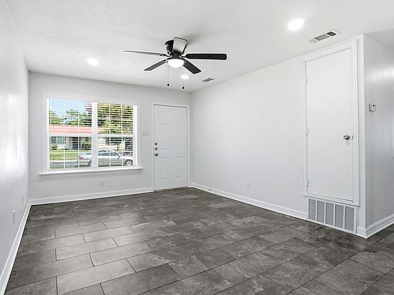2nd image of 1013 Irion Dr