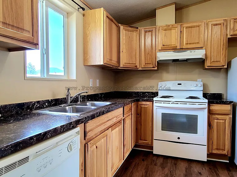 111 Sunlight Ave — Photo 3