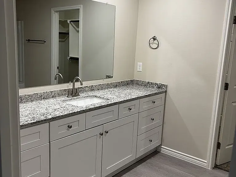 1305 Bajada St — Photo 20