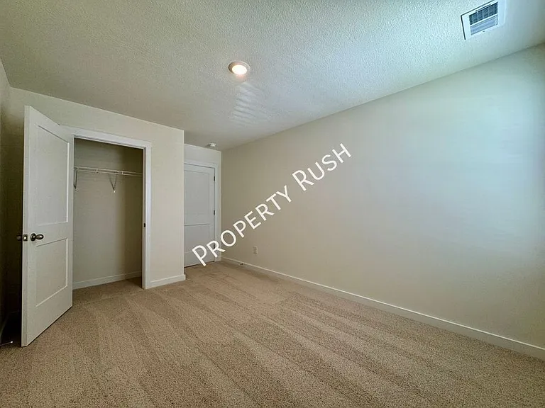 7535 Bendire Loop — Photo 35