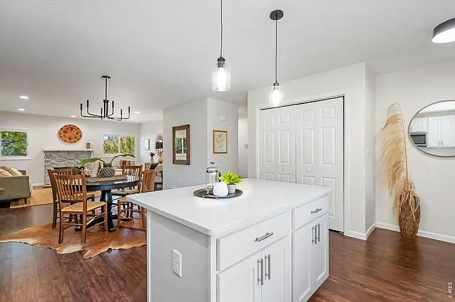 5434 Fossil Ct N — Photo 15