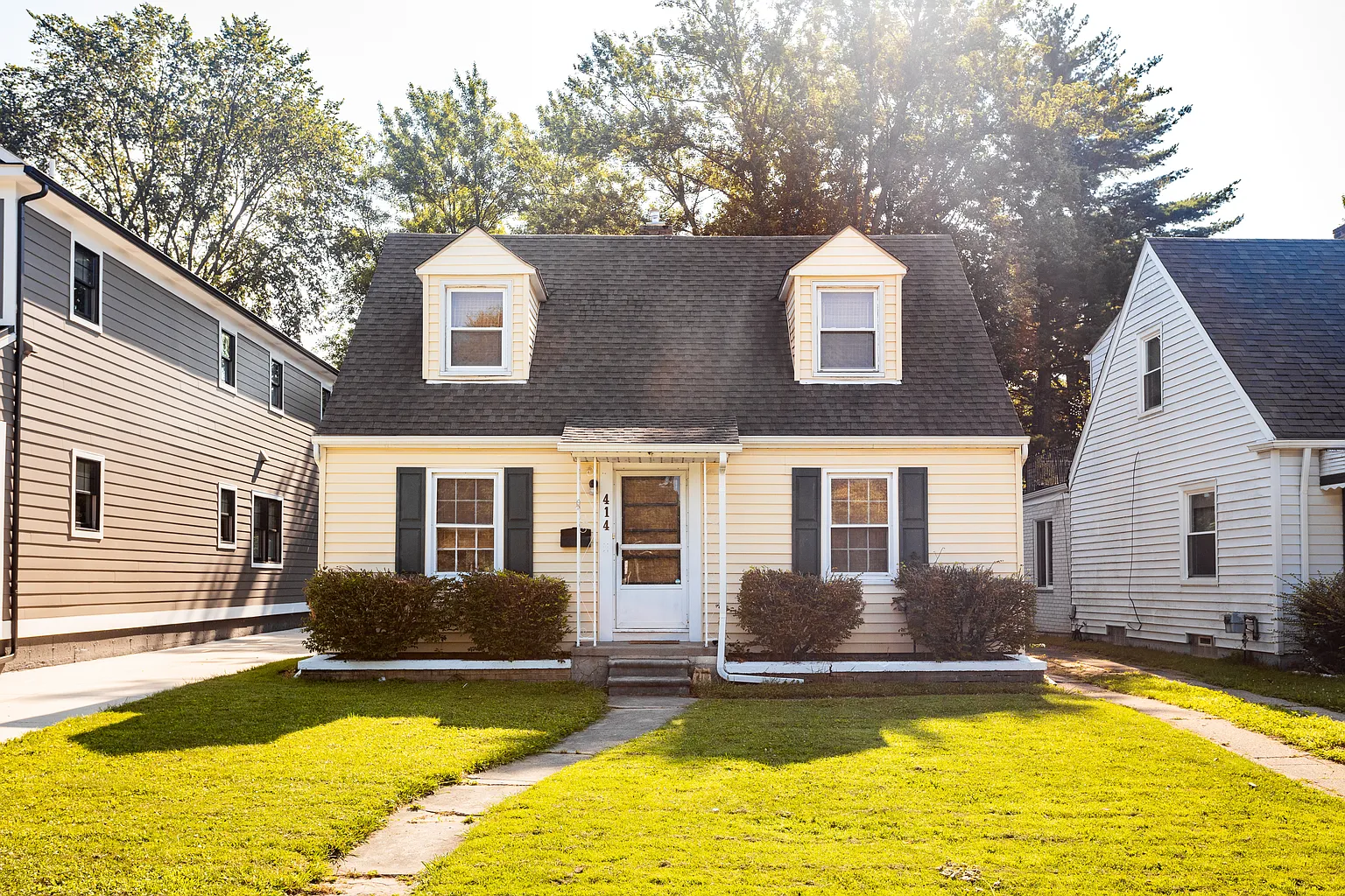 414 N Alexander Ave photo 1