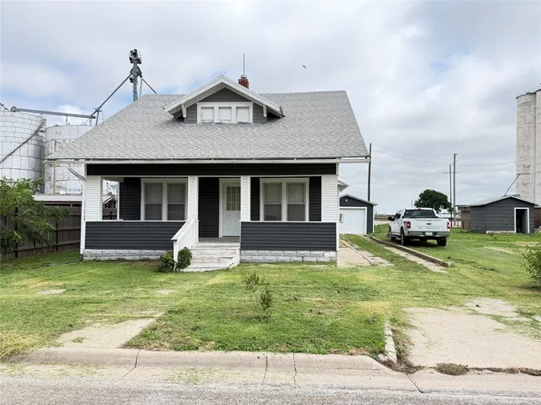 214 E Front St, Bucklin, KS 67834