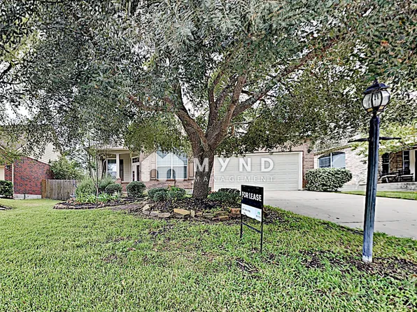 28 Misty Hbr E, Montgomery, TX 77356