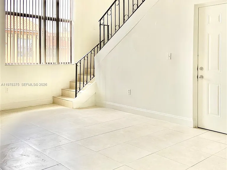 2740 W 62nd St #203 — Photo 5