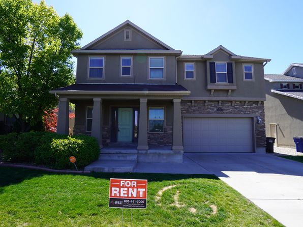 870 W Steeple Chase Dr