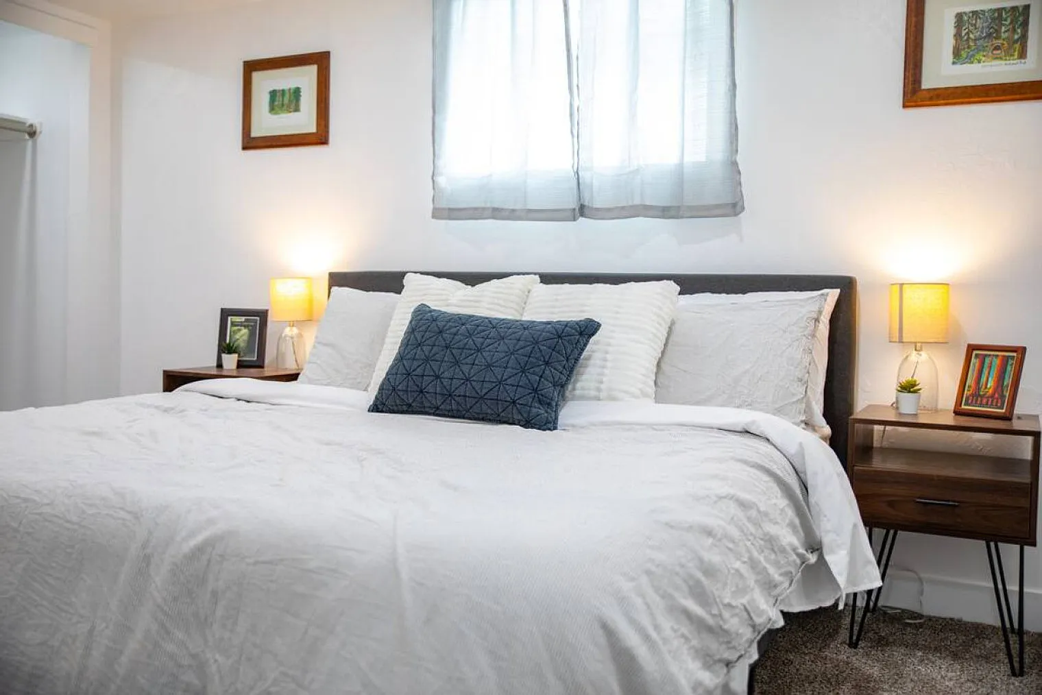 3 bed, 1.0 bath, 1097 sqft, $3,481 — Photo 1