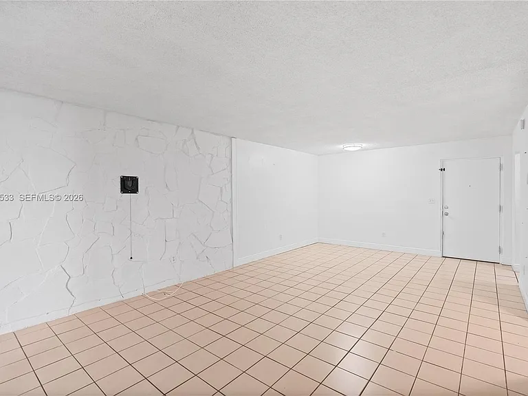 8501 NW 8th St #106 — Photo 11