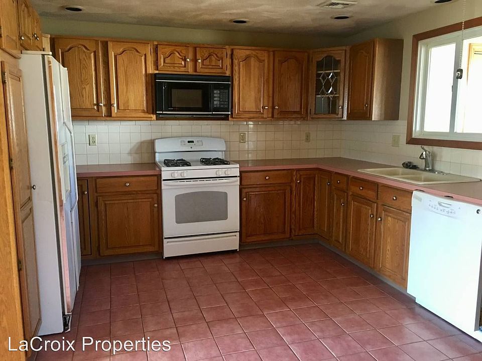 1st image of 15B Winthrop Ave