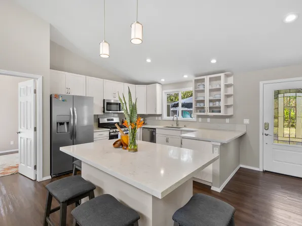 11-3273 Alaula St #A, Volcano, HI 96785