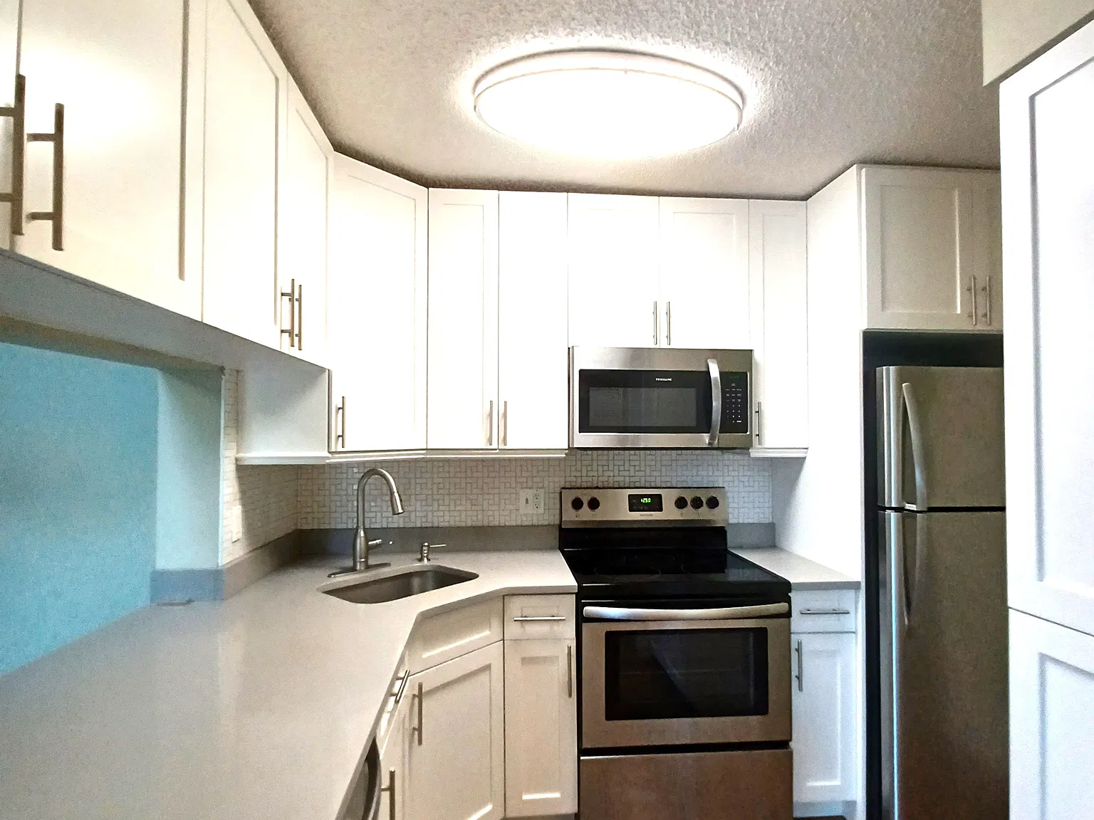 2 bed, 1064 sqft, $1,800 — Photo 4