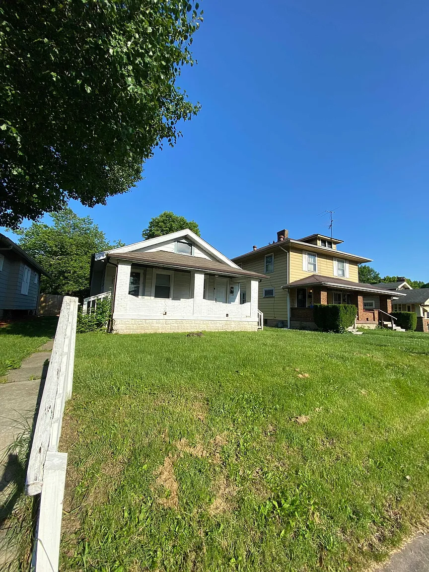 810 N Denny St #668769 photo 1