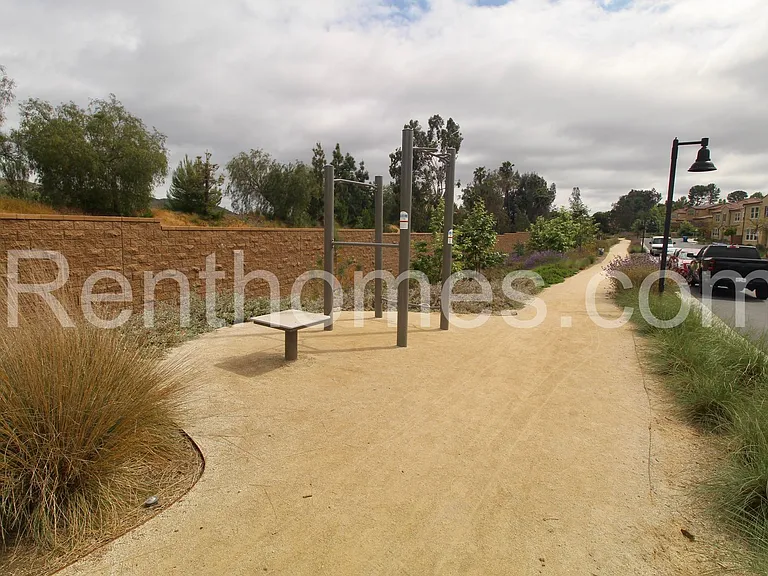 10835 Wendy Way — Photo 35