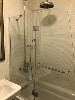 Rented by Douglas Elliman | media 33