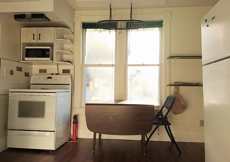 Sims Ave — Photo 13