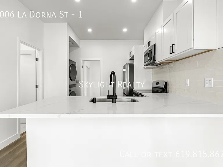 5006 La Dorna St #1 — Photo 12