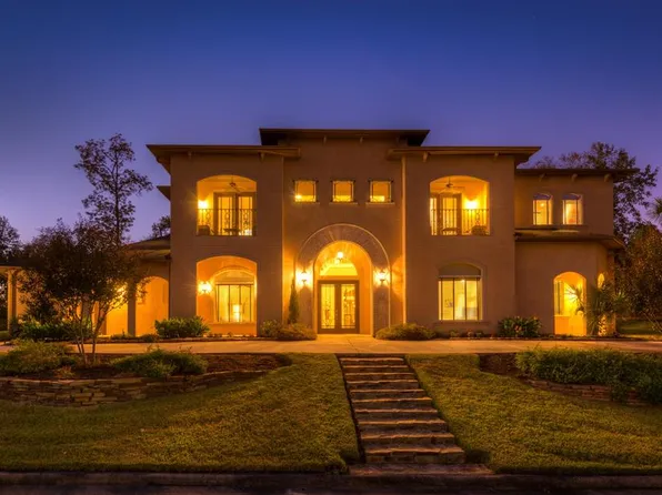 17 Lake Blf, Montgomery, TX 77356