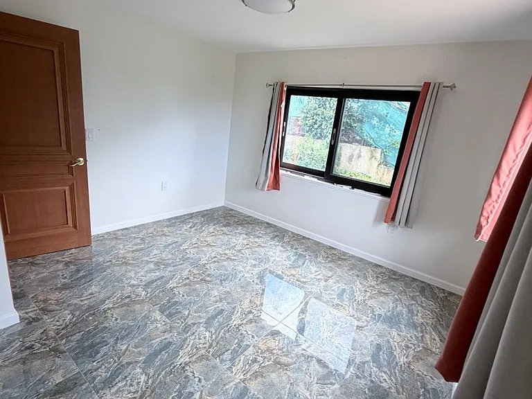 2045 Mott Smith Dr — Photo 5