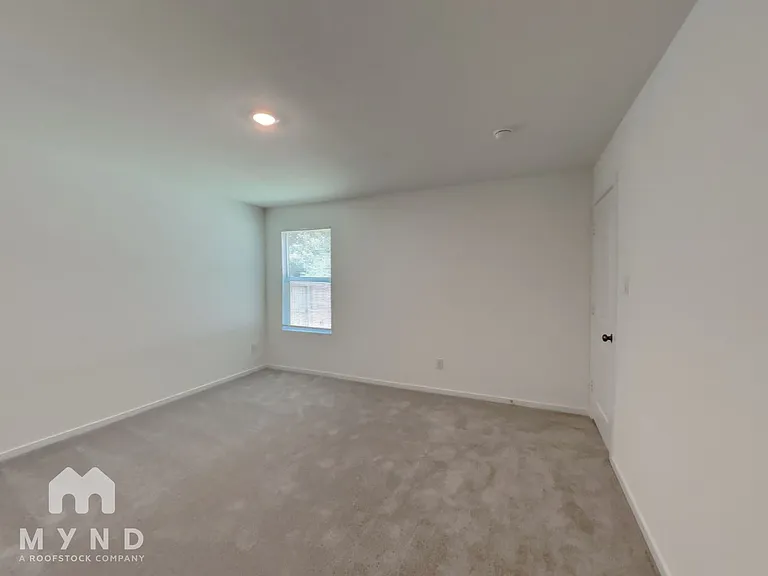 242 Willow Way — Photo 9