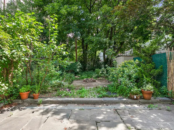 955 Bushwick Ave, Brooklyn, NY 11221