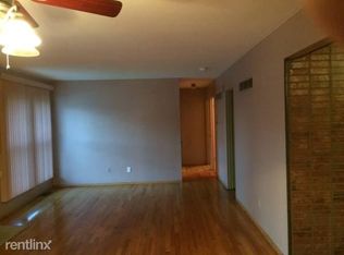 1380 Cardinal Ln, Florissant, MO