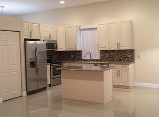 1106 NW 132nd Ave, Pembroke Pines, FL 33028