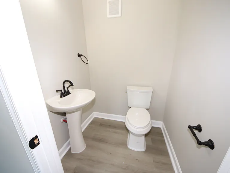 3309 Elgin Ave — Photo 22