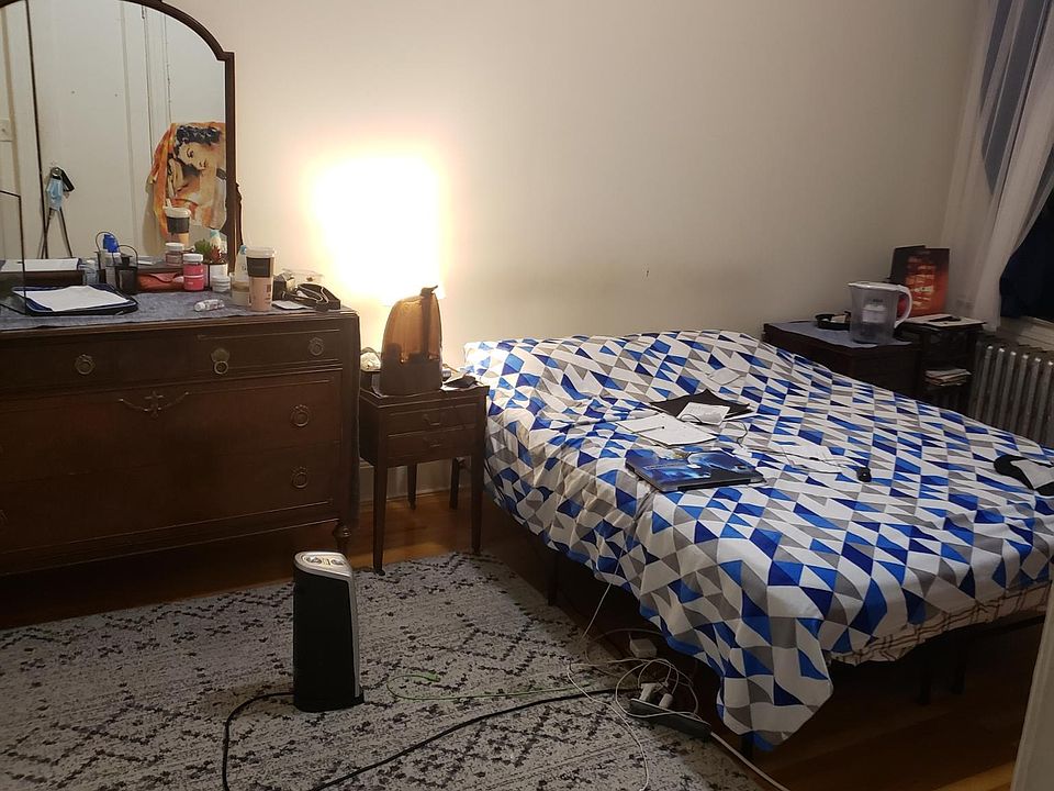 2nd image of 16418 43rd Ave APT C2