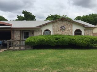 6544 Bernadine St, Fort Worth, TX 76148