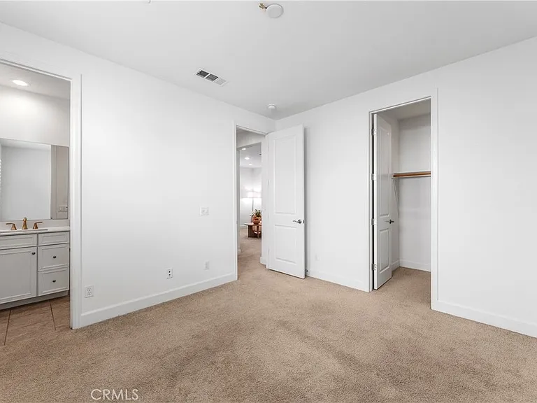105 Shear — Photo 12