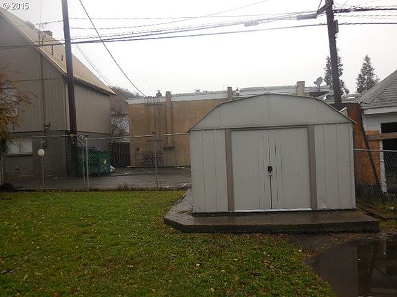 4th image of 632 SE Parrott St