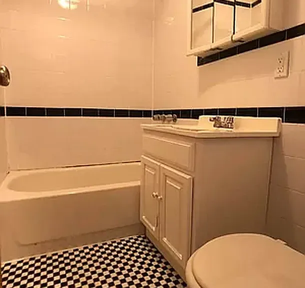 1011 Ocean Ave #2D — Photo 5
