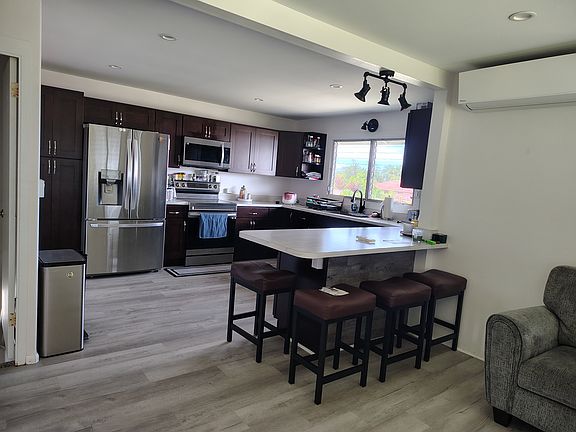 5th image of 944 Ainaola Dr #1