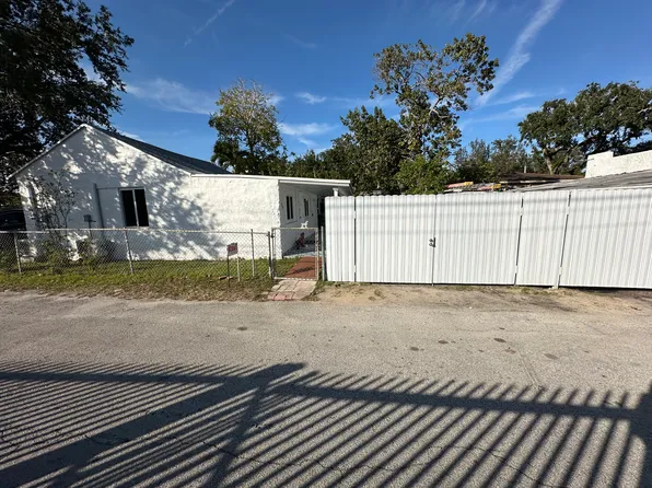 768 SW 66th Ave, Miami, FL 33144