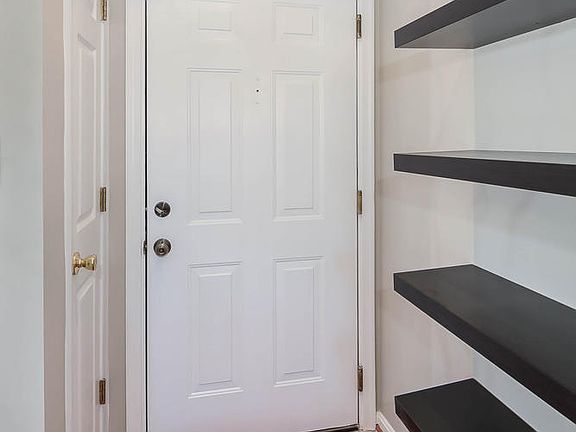 5th image of 907 Hillside Lake Ter APT 509