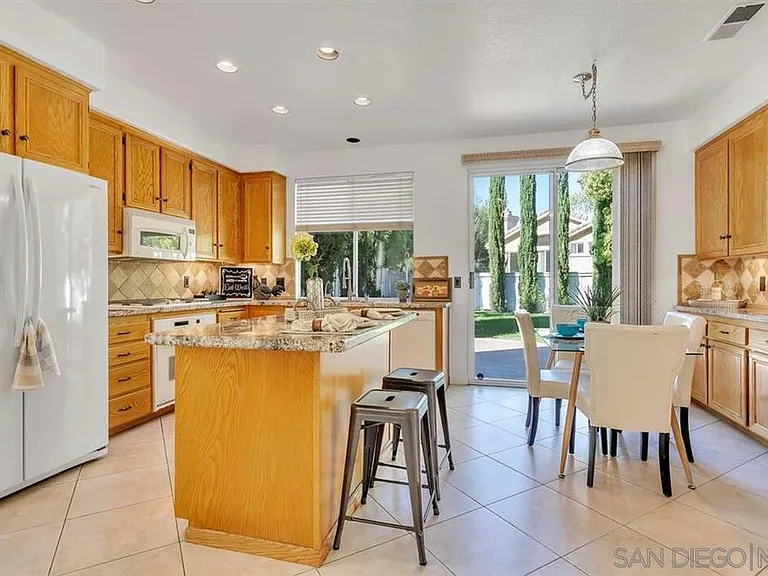 12574 Swan Canyon Pl — Photo 10