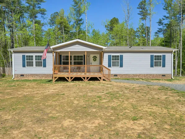 6641 Woodlawn Dr, Oxford, NC 27565