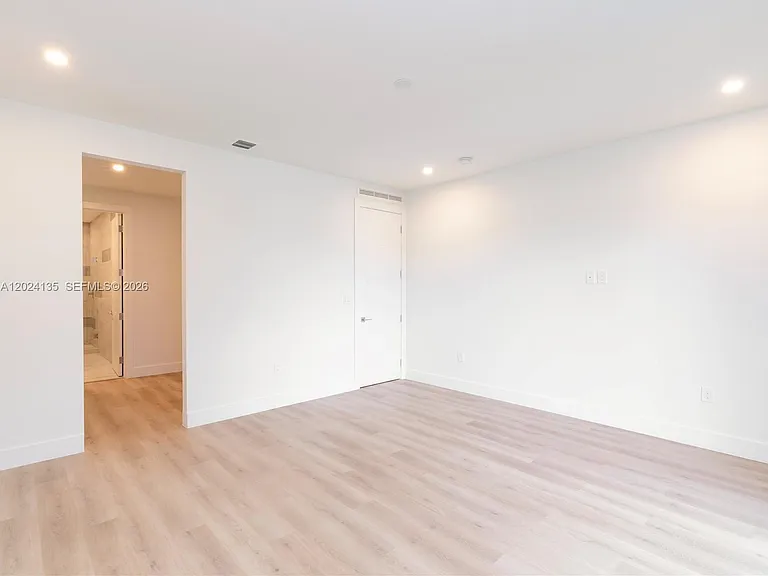 1118 NE 10th Ave #1118 — Photo 19